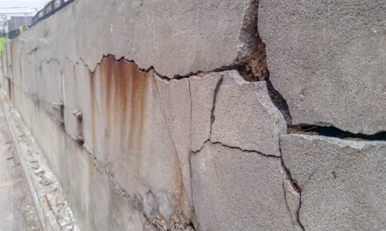 how-to-prevent-foundation-damage-from-rain-and-settlement-tech-dreams